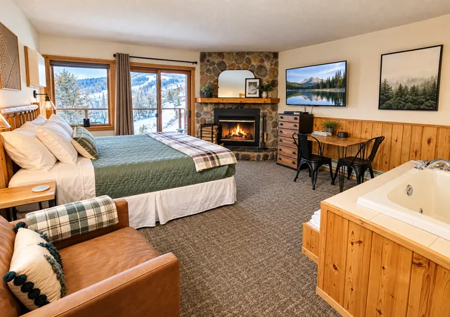 Photo 3 of Condo for sale at 109 Brg Run Ln #A, Tofte, MN 55615 | MLS# 7092576 | Listing updated on 2026-10-05