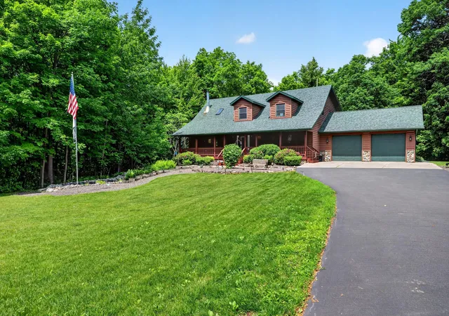 Homes for sale in Shell Lake, WI | N1785 Lehman Lake Rd, Shell Lake, WI 54871 | MLS# 7092625