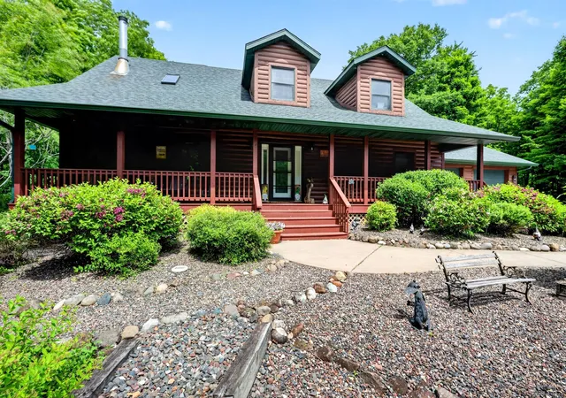 Homes for sale in Shell Lake, WI | N1785 Lehman Lake Rd, Shell Lake, WI 54871 | MLS# 7092625