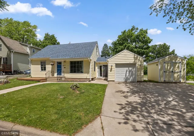 Photo 1 of Single family home for sale at 609 Nevada Ave E, Saint Paul, MN 55130 | MLS# 7092654 | Listing updated on 2026-09-04
