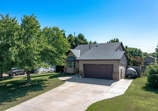 Homes for sale in Champlin, MN | 11120 Hampshire Ct E, Champlin, MN 55316 | MLS# 7092666