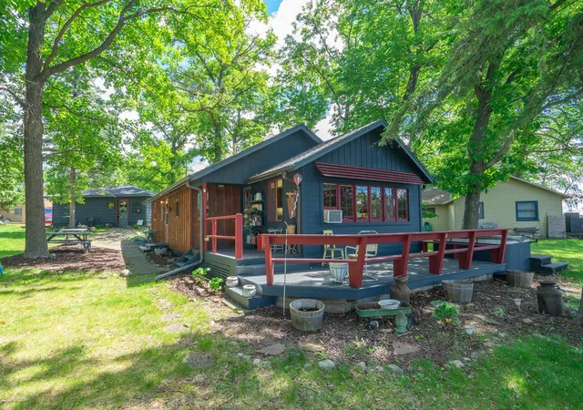 1st image of 37257 Twin Bay Dr, Crosslake, MN 56442 | MLS# 7092672