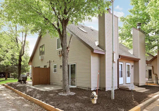 Homes for sale in Coon Rapids, MN | 1289 Northdale Blvd Nw, Coon Rapids, MN 55448 | MLS# 7092689