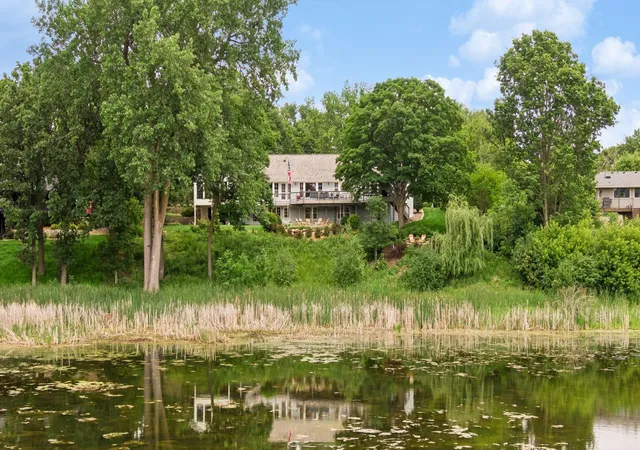 4th image of 17803 Maple Hill Rd, Wayzata, MN 55391 | MLS# 7092698