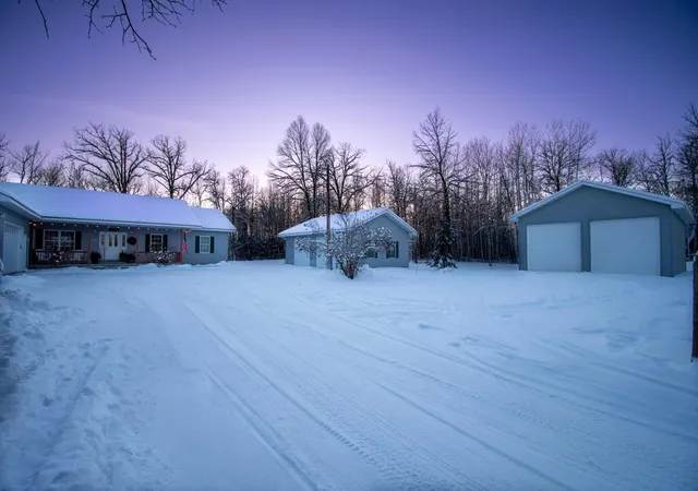 Homes for sale in Baudette, MN | 1923 State Hwy 11 Se, Baudette, MN 56623 | MLS# 7092711