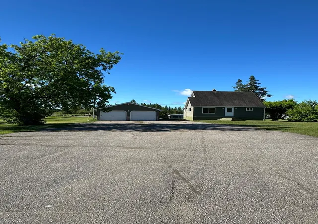 Homes for sale in Kabetogama, MN | 4791 Town Road 180, Kabetogama, MN 56669 | MLS# 7092735