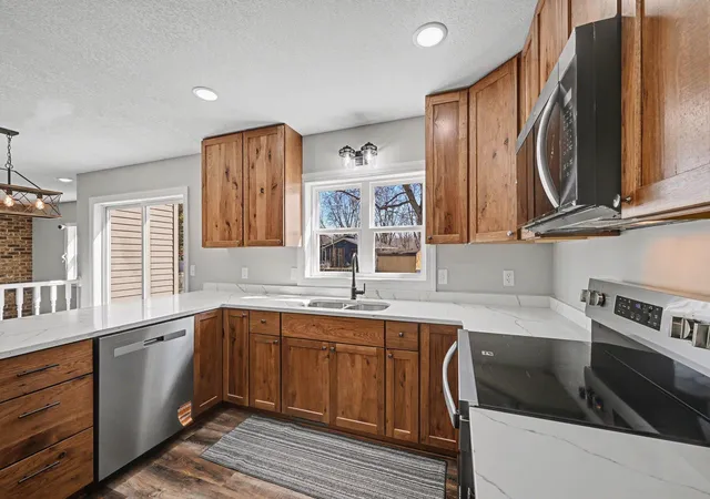 Homes for sale in Northfield, MN | 1409 Washington St, Northfield, MN 55057 | MLS# 7092736