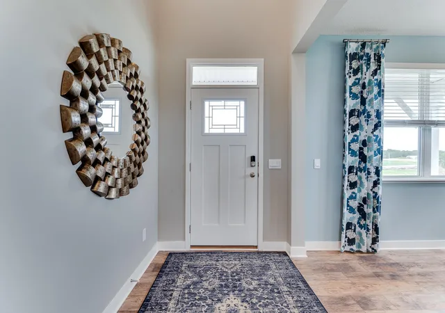 2nd image of 1577 Elbert Dr, Shakopee, MN 55379 | MLS# 7092738