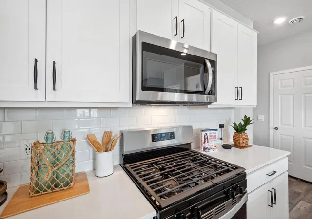 4th image of 2021 Aquarius Dr, Shakopee, MN 55379 | MLS# 7092748
