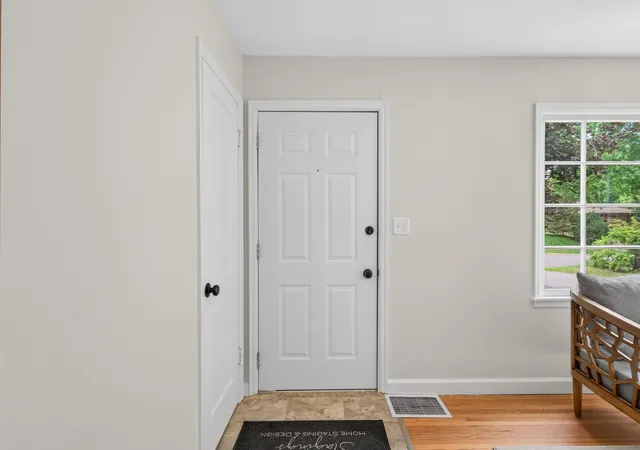 2nd image of 3815 Yates Ave N, Crystal, MN 55422 | MLS# 7092780