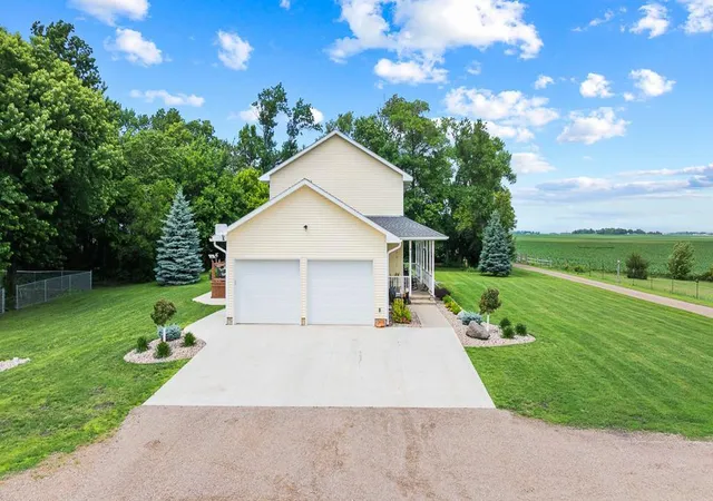 Homes for sale in Belview, MN | 24306 350Th St, Belview, MN 56214 | MLS# 7092798