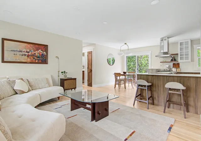 1st image of 3621 Edward St Ne, Saint Anthony, MN 55418 | MLS# 7092892