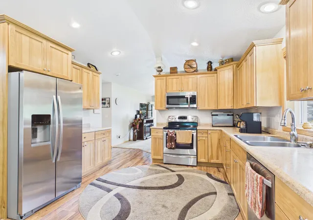 Homes for sale in Alexandria, MN | 2211 Ridgedale Dr Se, Alexandria, MN 56308 | MLS# 7092900