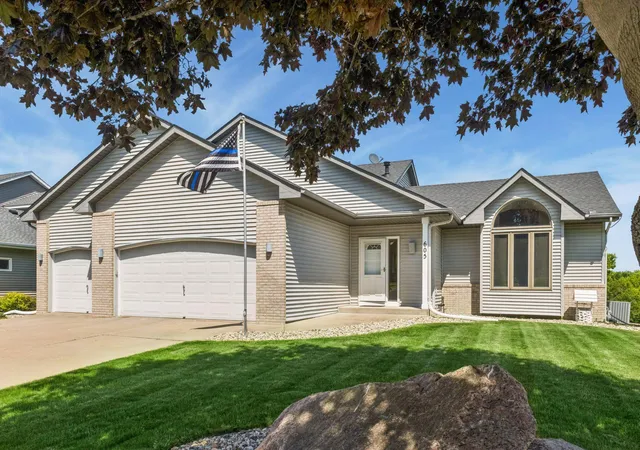 3rd image of 605 Lady Slipper Ave Ne, New Prague, MN 56071 | MLS# 7092937