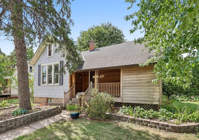 Photo 3 of Sale Pending at 4571 1St Ave, White Bear Lake, MN 55110 | MLS# 7092940 | Listing updated on 2026-09-02