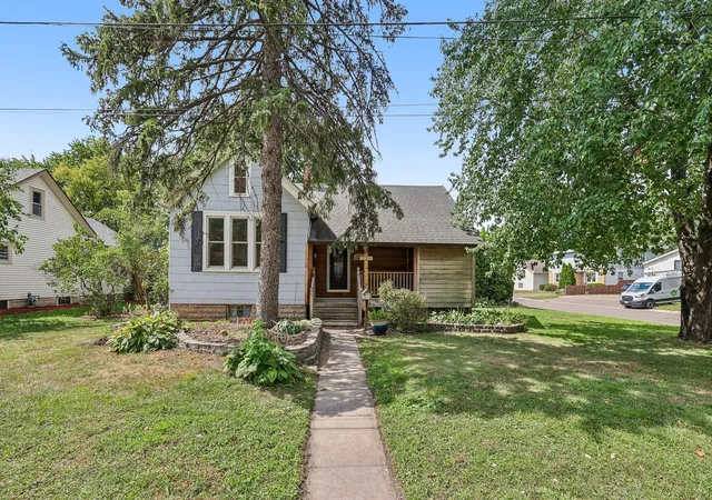 Photo 4 of Sale Pending at 4571 1St Ave, White Bear Lake, MN 55110 | MLS# 7092940 | Listing updated on 2026-09-02