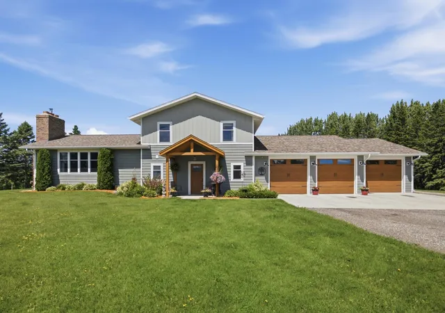 Homes for sale in Audubon, MN | 16824 County Hwy 11, Audubon, MN 56511 | MLS# 7092950