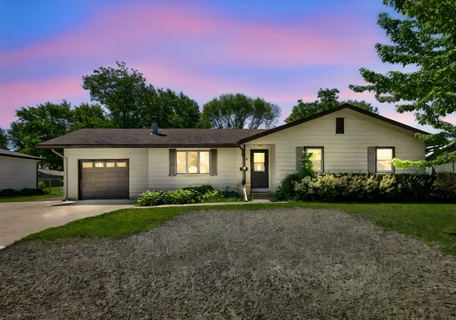 Homes for sale in Eagle Lake, MN | 305 Maywood Ave, Eagle Lake, MN 56024 | MLS# 7092963