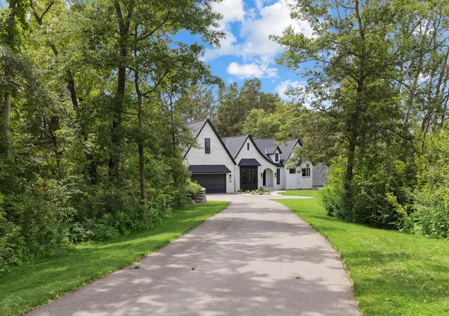 3rd image of 5736 57Th Street Cvs N, Lake Elmo, MN 55042 | MLS# 7093010