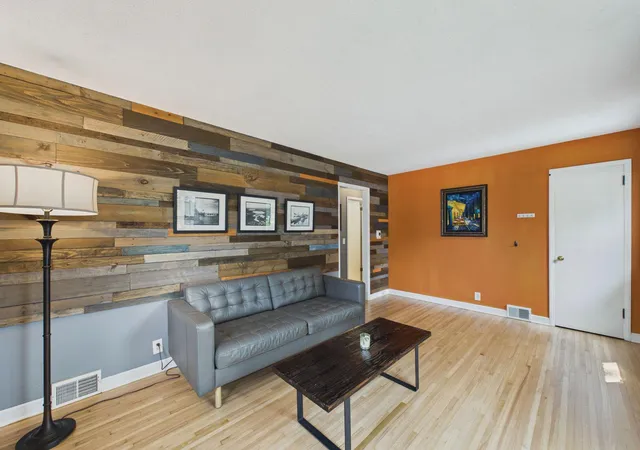 Photo 3 of Sale Pending at 5901 Thomas Ave S, Minneapolis, MN 55410 | MLS# 7093021 | Listing updated on 2026-08-25