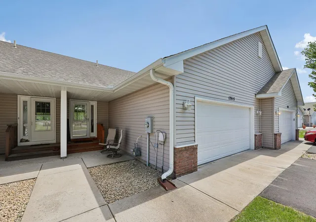 3rd image of 12615 Pond View Rd, Zimmerman, MN 55398 | MLS# 7093032