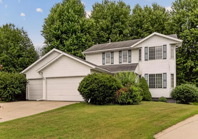 Homes for sale in Pine Island, MN | 931 Pine Ct Ne, Pine Island, MN 55963 | MLS# 7093078