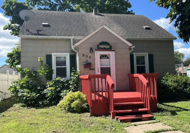 1st image of 905 9th Ave Sw, Austin, MN 55912 | MLS# 7093113