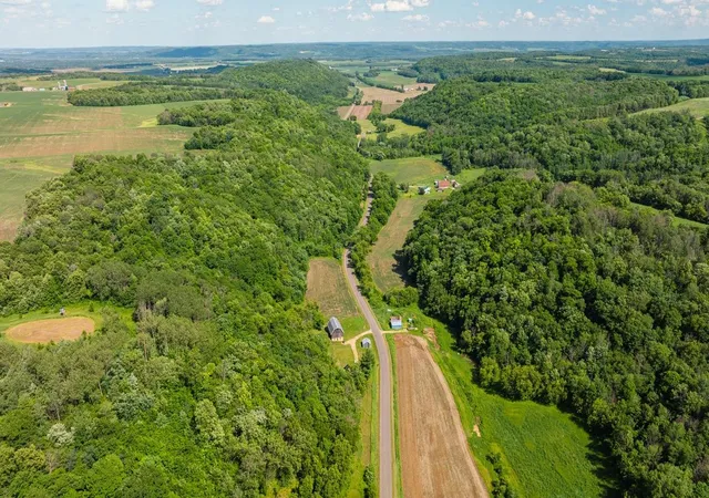 4th image of W9204 Big Coulee Rd, Arkansaw, WI 54721 | MLS# 7093191
