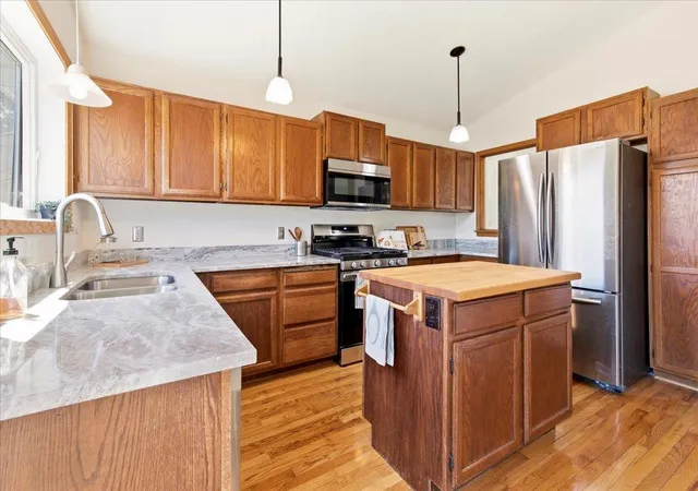 Homes for sale in Eagan, MN | 3836 Westbury Ln, Eagan, MN 55123 | MLS# 7093196