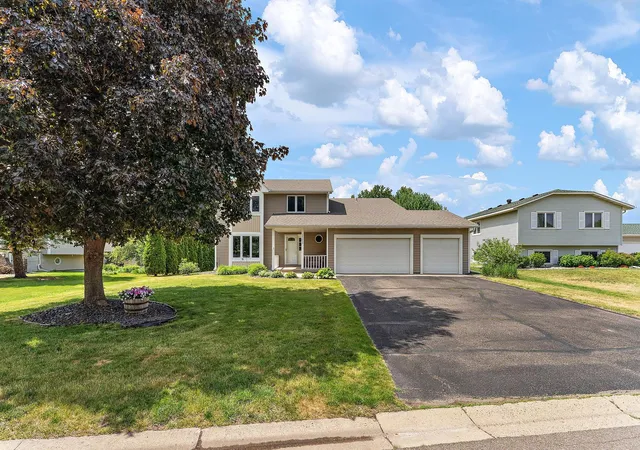 Homes for sale in Apple Valley, MN | 15659 Highview Ln, Apple Valley, MN 55124 | MLS# 7093210