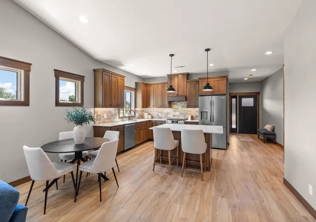 image of 1060 Legend Ln, River Falls, WI 54022 | MLS# 7093224