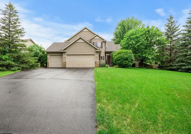 Homes for sale in Saint Bonifacius, MN | 3859 Games Dr, Saint Bonifacius, MN 55375 | MLS# 7093245