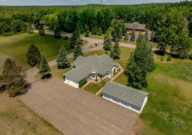 Homes for sale in Crosslake, MN | 37440 Carefree Dr #1, Crosslake, MN 56442 | MLS# 7093247