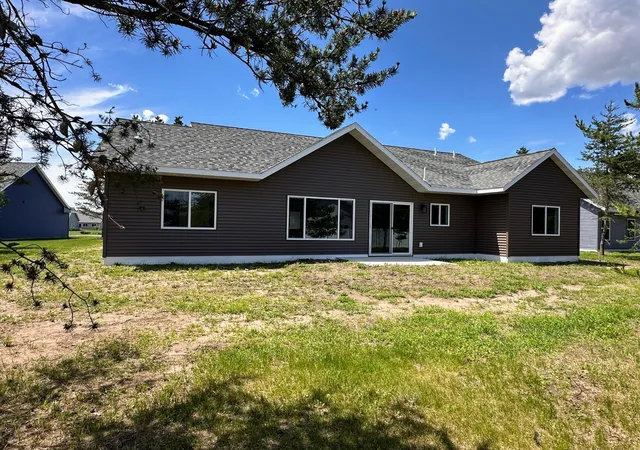 Homes for sale in Perham, MN | 702 11th St Nw, Perham, MN 56573 | MLS# 7093284