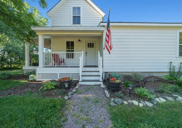 5th image of 28555 810Th Ave, Graceville, MN 56240 | MLS# 7093327