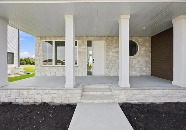 Photo 2 of Single family home for sale at 1558 75th Avenue S, Fargo, ND 58104 | MLS# 7093334 | Listing updated on 2026-10-07