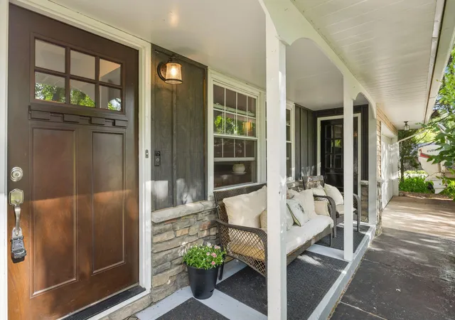 Photo 2 of Sale Pending at 127 16th Avenue Nw, Saint Paul, MN 55112 | MLS# 7093336 | Listing updated on 2026-08-14