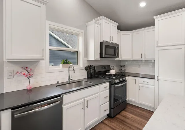 Photo 4 of Single family home for sale at 715 Boulder Pass St, Jordan, MN 55352 | MLS# 7093364 | Listing updated on 2026-06-29