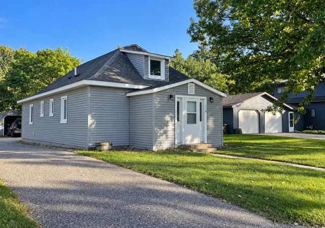 Photo 3 of Single family home for sale at 118 Tousley Ave N, New York Mills, MN 56567 | MLS# 7093380 | Listing updated on 2026-09-12