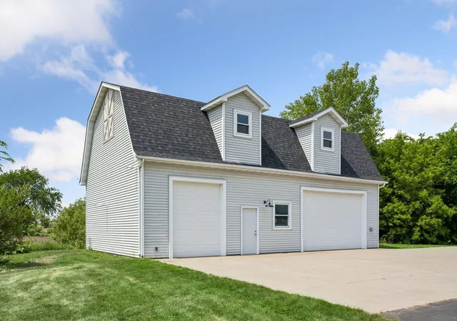 Photo 2 of Single family home for sale at 10205 Heather Ln, Rogers, MN 55374 | MLS# 7093395 | Listing updated on 2026-09-04