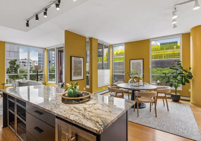 2nd image of 901 S 2nd Street #207, Minneapolis, MN 55415 | MLS# 7093409