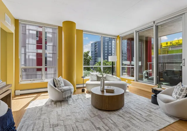 3rd image of 901 S 2nd Street #207, Minneapolis, MN 55415 | MLS# 7093409