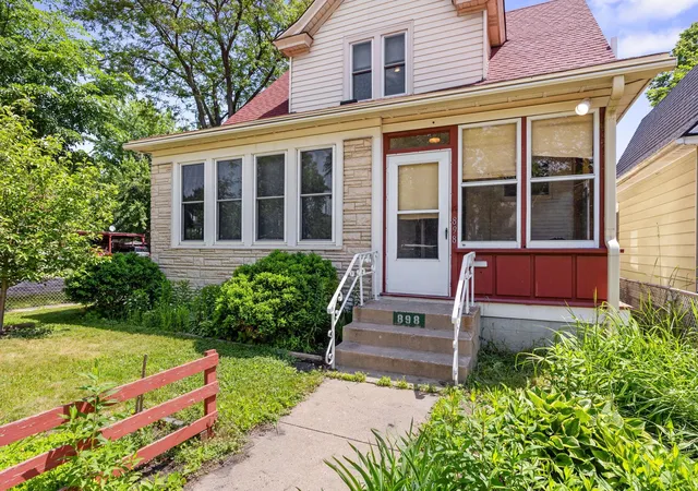 Photo 3 of Single family home for sale at 898 Western Ave N, Saint Paul, MN 55117 | MLS# 7093417 | Listing updated on 2026-06-17