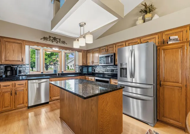 Photo 4 of Sale Pending at 2751 Rivers Blf Ln, Anoka, MN 55303 | MLS# 7093418 | Listing updated on 2026-07-23