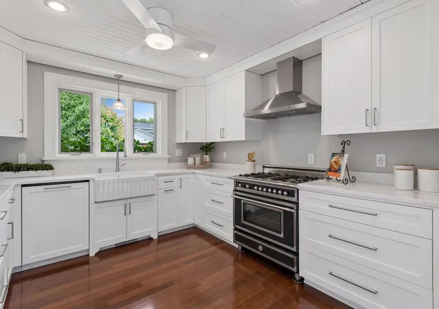 Photo 3 of Sale Pending at 10441 Lee Dr, Eden Prairie, MN 55347 | MLS# 7093437 | Listing updated on 2026-09-06