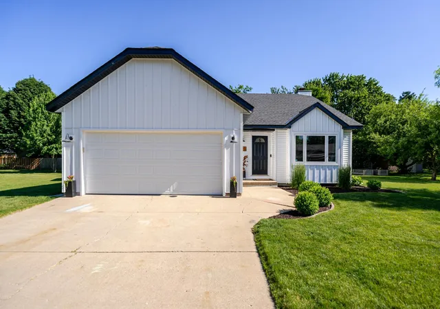 2nd image of 205 11th St N, Sartell, MN 56377 | MLS# 7093474