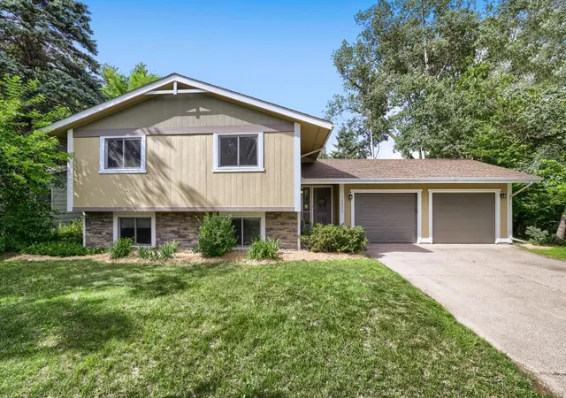 Homes for sale in Stillwater, MN | 14808 56th St N, Stillwater, MN 55082 | MLS# 7093477