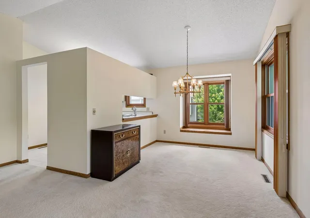 Homes for sale in Bloomington, MN | 5317 Highpointe Ter, Bloomington, MN 55437 | MLS# 7093545