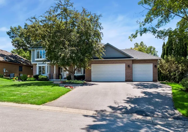 Photo 3 of Single family home for sale at 14183 Mccoy Ct, Eden Prairie, MN 55347 | MLS# 7093551 | Listing updated on 2026-09-16