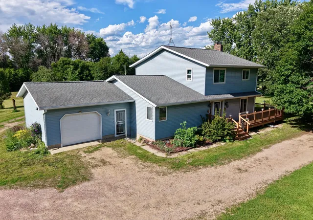 Homes for sale in Mountain Lake, MN | 43365 590th Ave, Mountain Lake, MN 56159 | MLS# 7093574